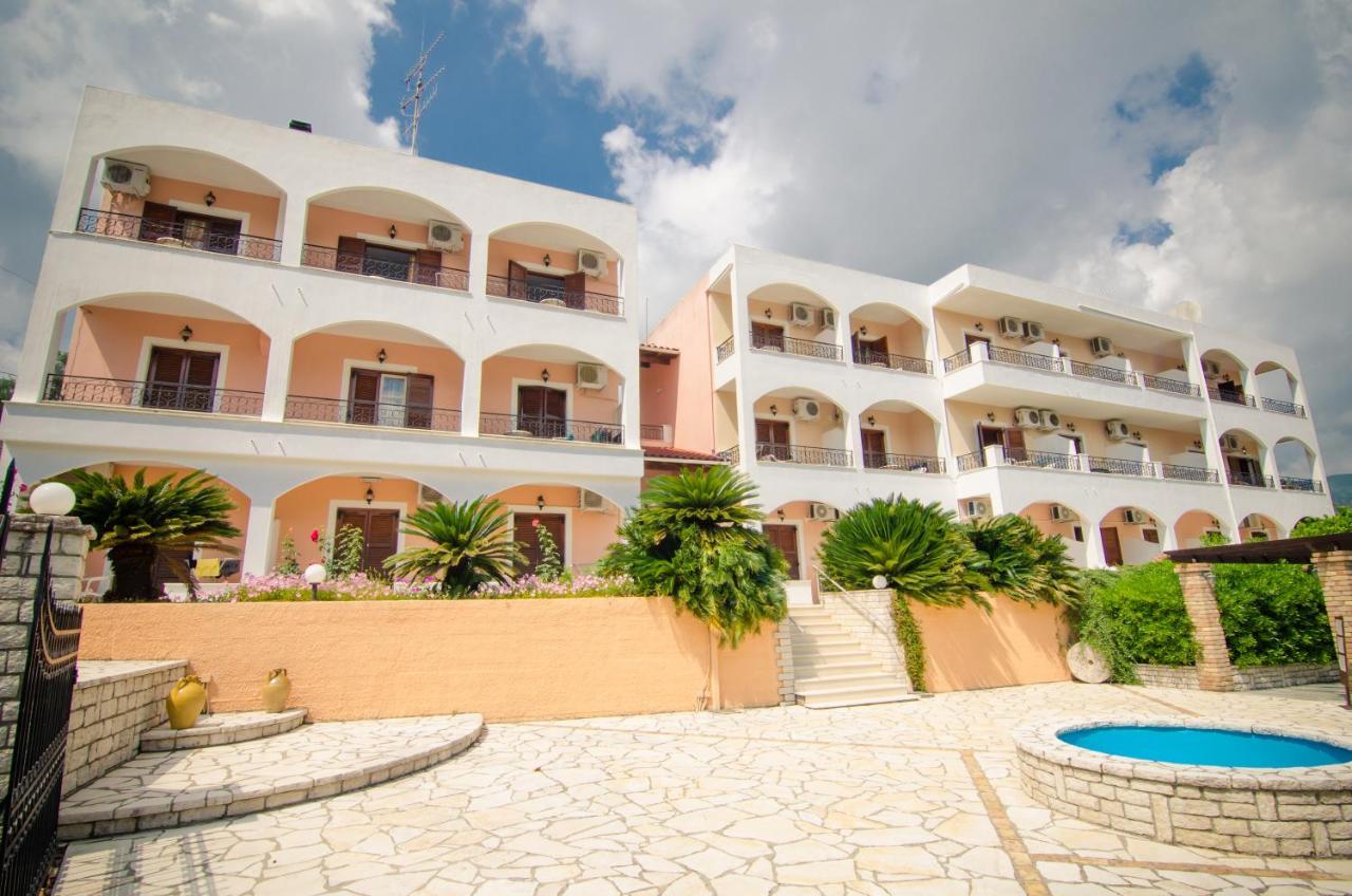 Margarita Aparthotel Ipsos Exterior photo